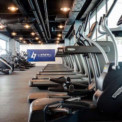 LẮP ĐẶT HEAT PUMP NƯỚC NÓNG TRUNG TÂM TRUNG TÂM GYM LÁNG HẠ