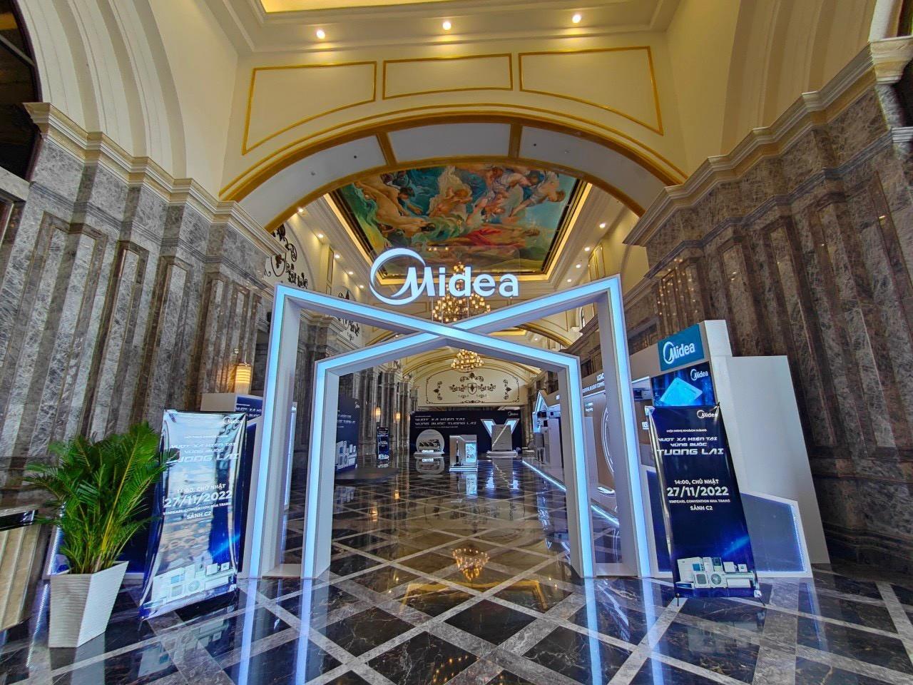 Có nên mua điều hòa Midea không. Có nên mua máy bơm nhiệt Midea không. Hotline 096996.8646